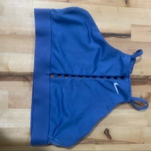NIKE High neck key hole sports bra